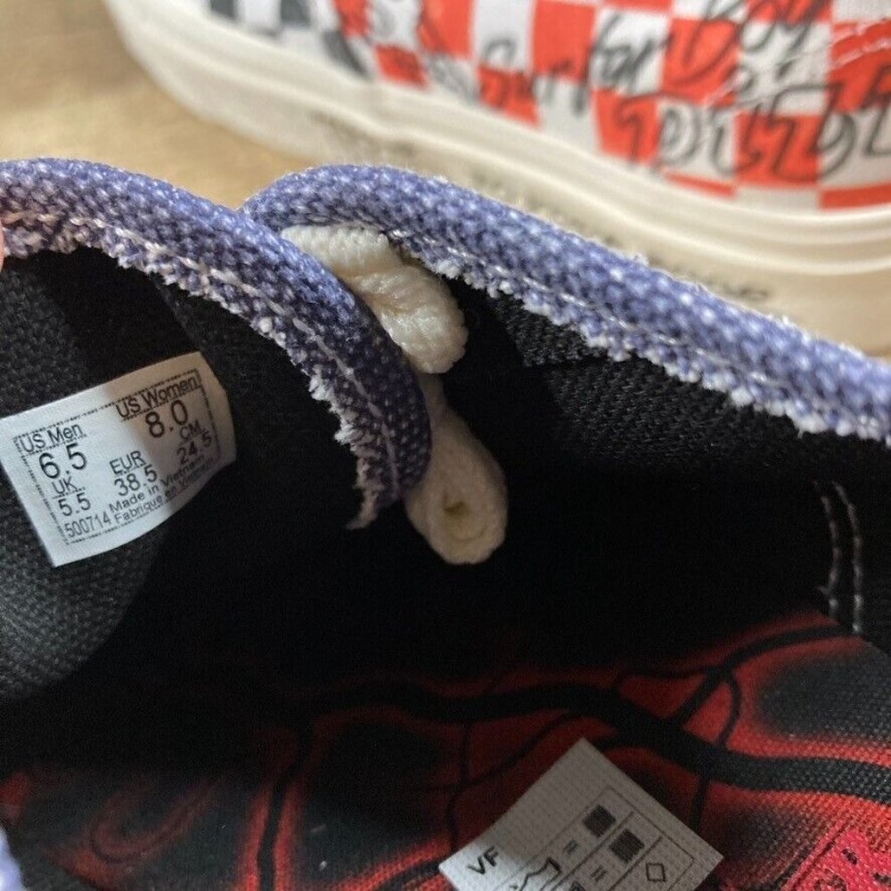 Vans Netflix "Stranger Things" Authentic Surfer Boy Mens Sz 6.5 Womens Sz 8 - Picture 9 of 11